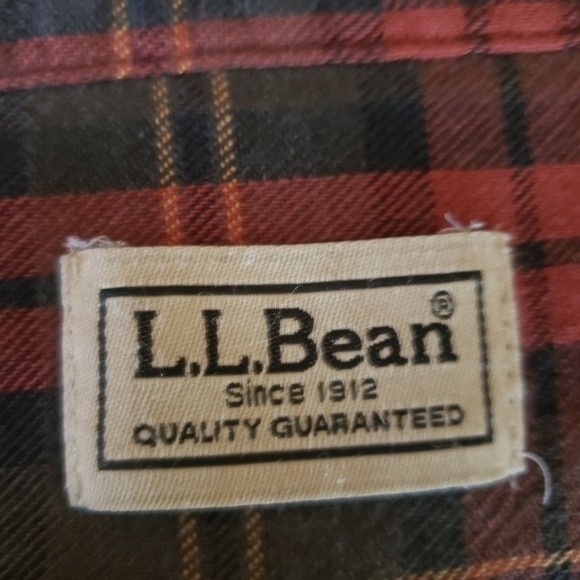 SALE! L.L. Bean Classic Plaid Button Front Shirt - Picture 7 of 7